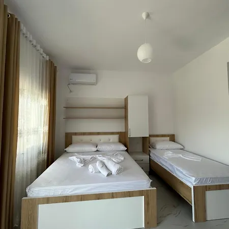 Roan Apartament Wlora